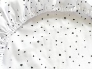 Prześcieradło-bawełniane-dziecięce-160x80-z-gumką-białe-w-kropki-material