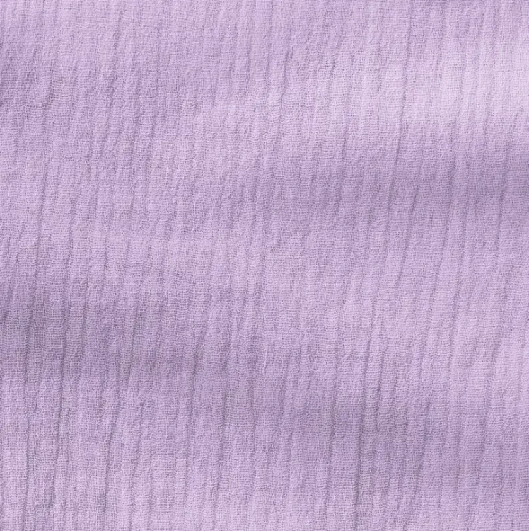 Prześcieradło-muślinowe-z gumką-do-dostawki-90x50-fioletowe-lawendowe-zbliżenie