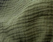 Prześcieradło-muślinowe-z-gumką-do-łóżeczka-140x70-khaki-materiał